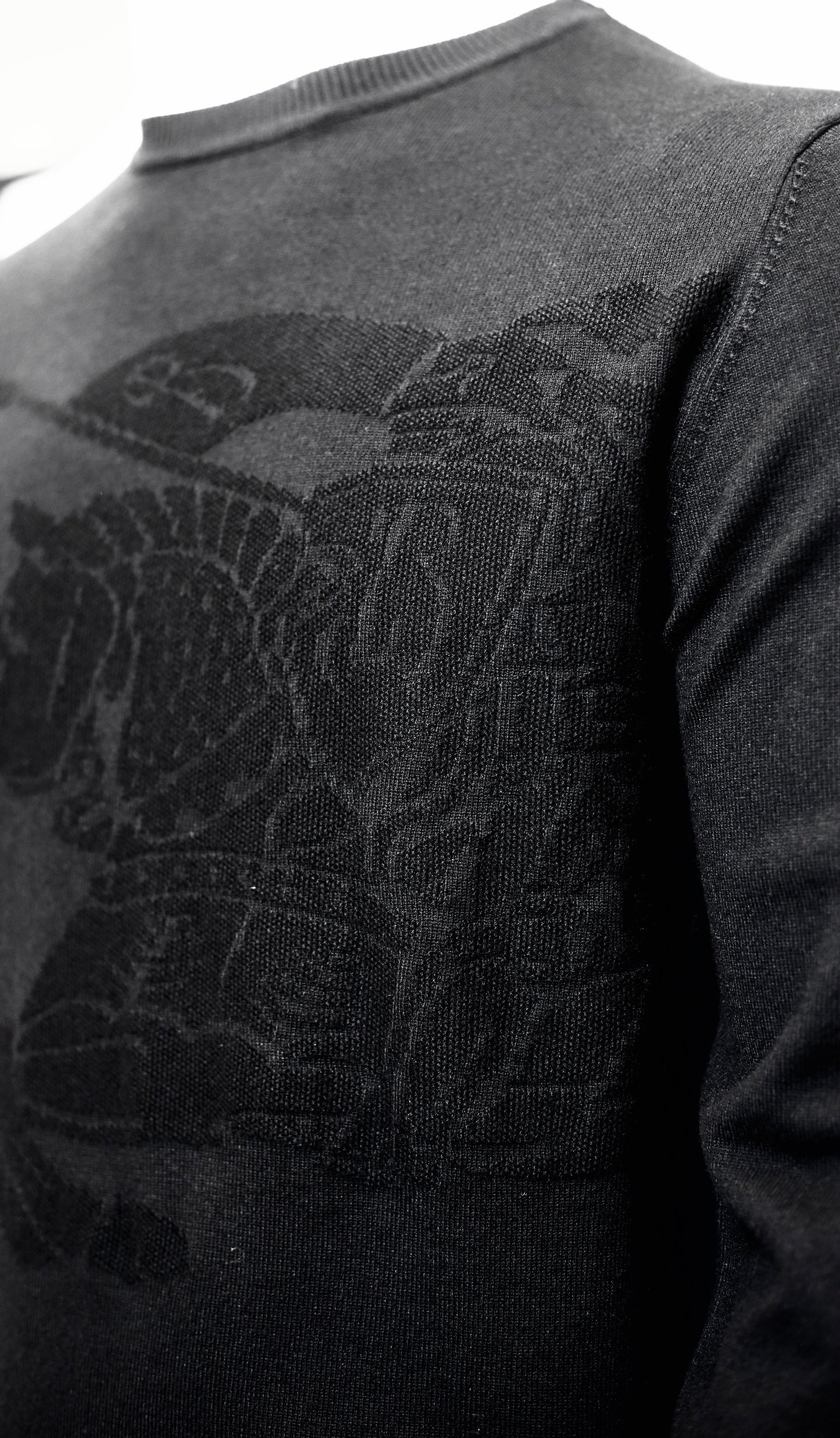 B-U-B-E-*-R-Y sweatshirt