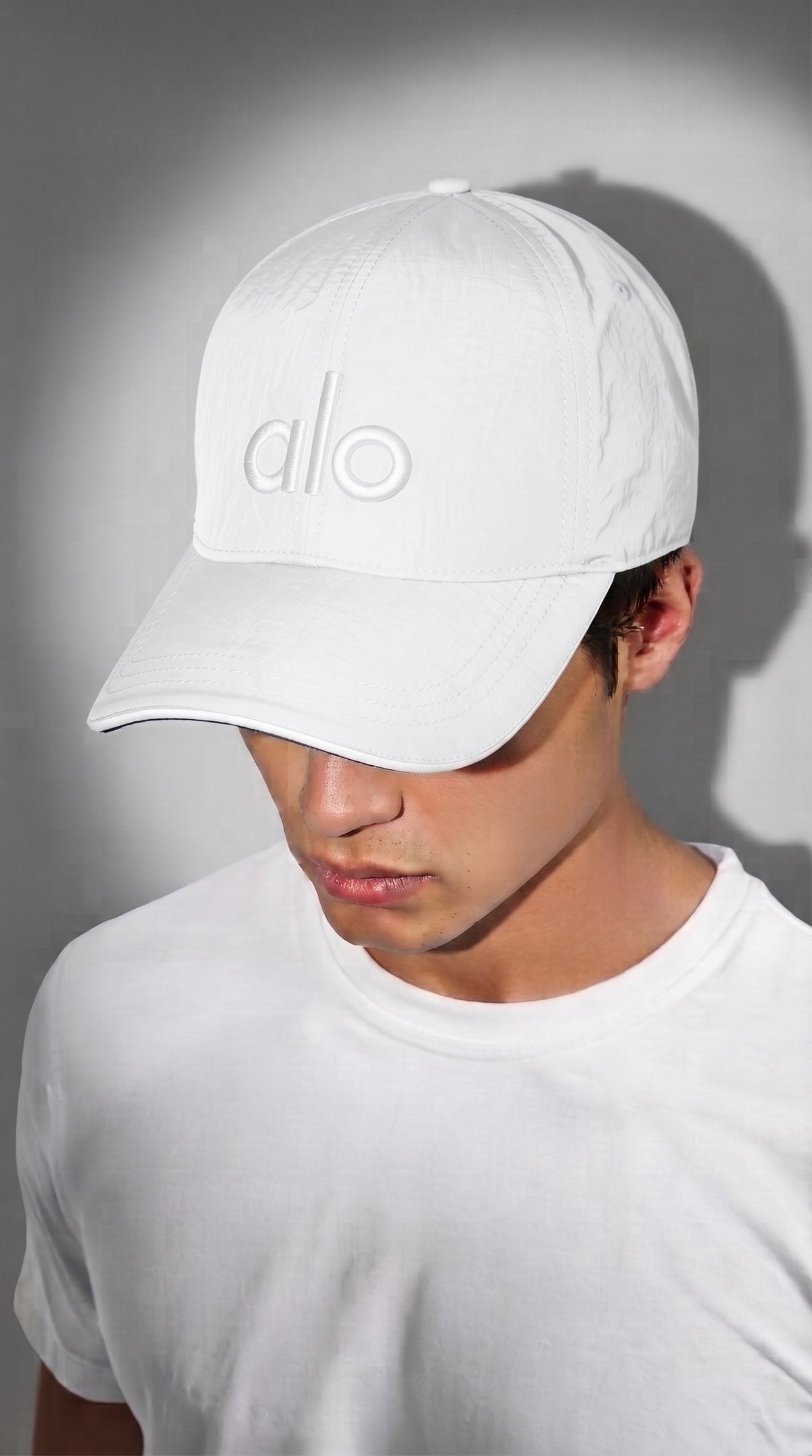ALO- CAPS