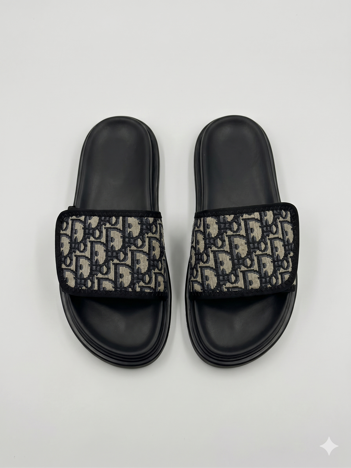 DIOR SLIPPER
