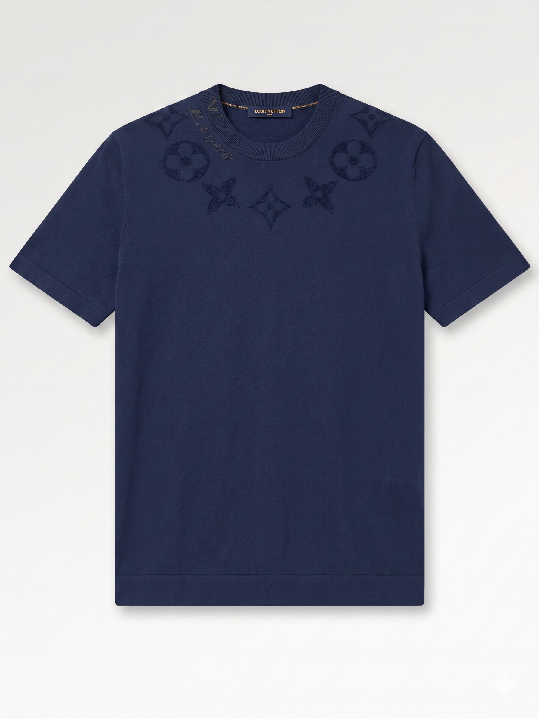 L-o-uis Vui-ton T-SHIRT.