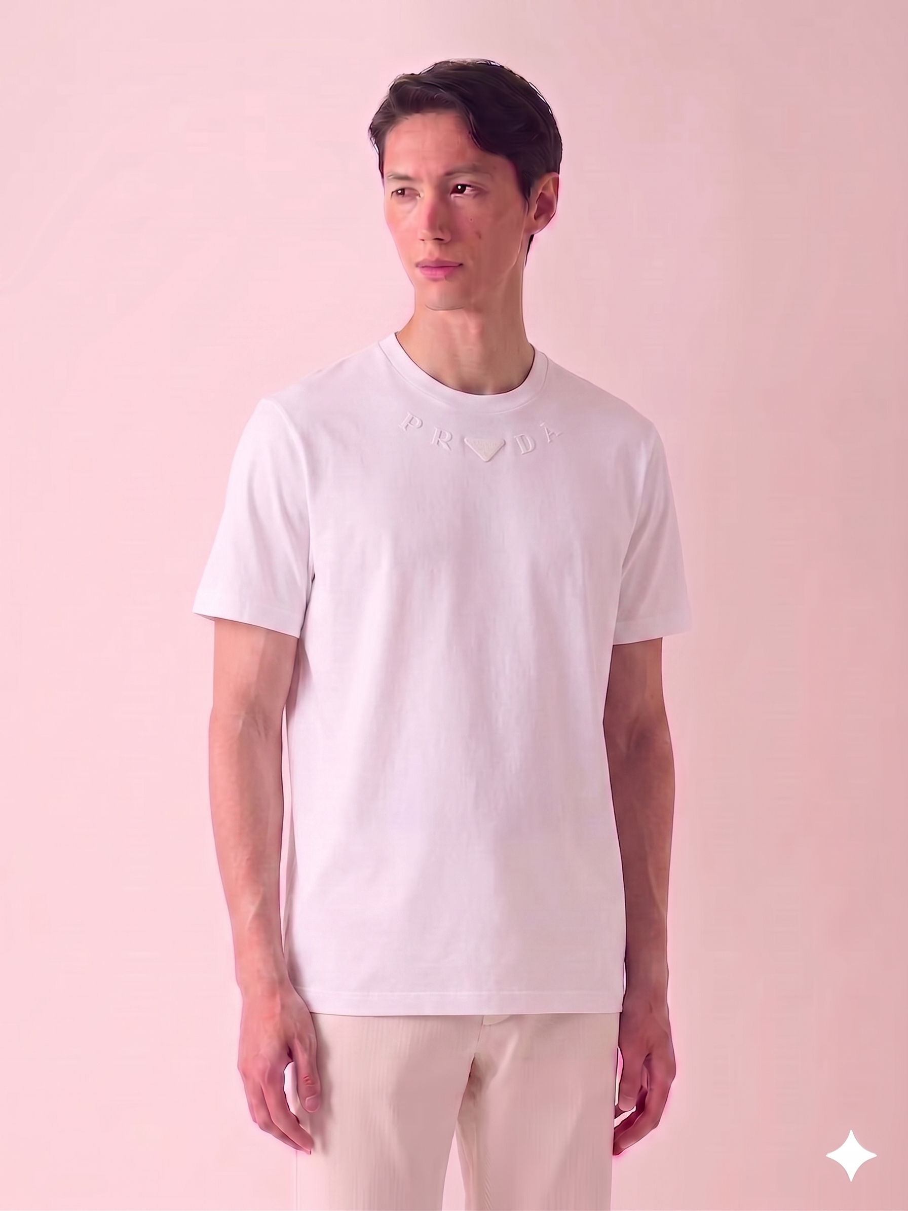 PRADA T-SHIRT.
