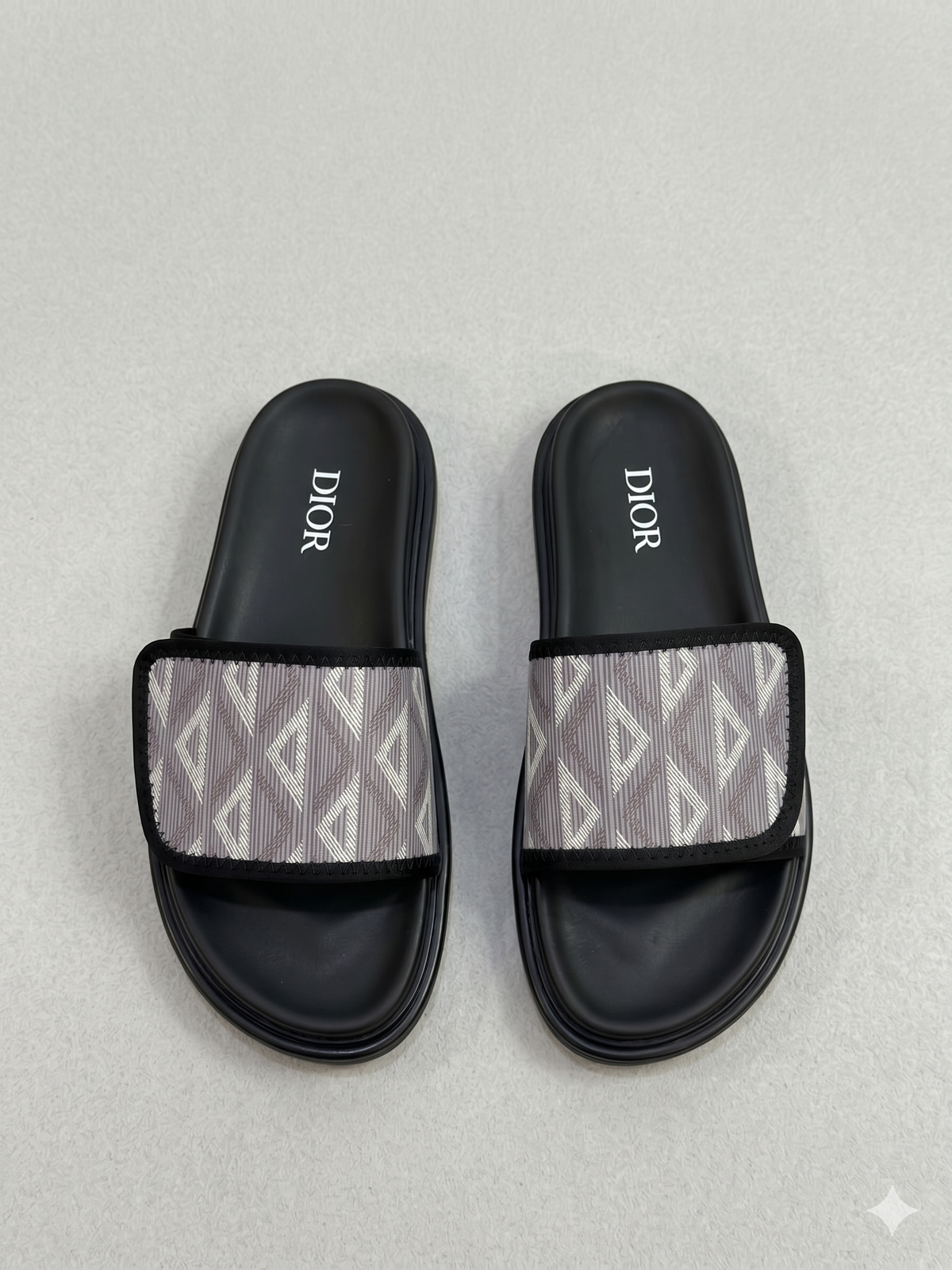 DIOR SLIPPER