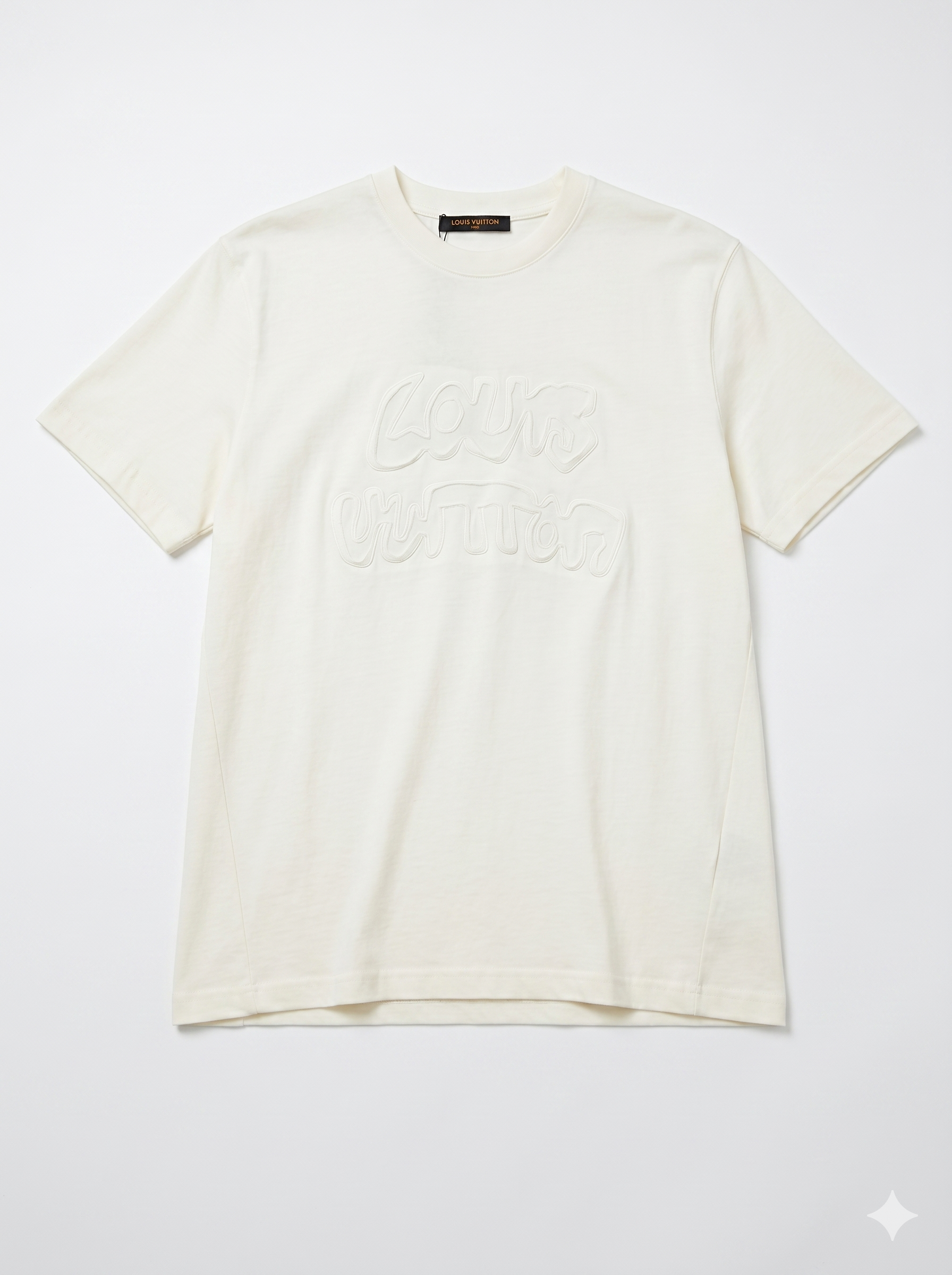 Lo-u-is V-u-itto-n T-SHIRT