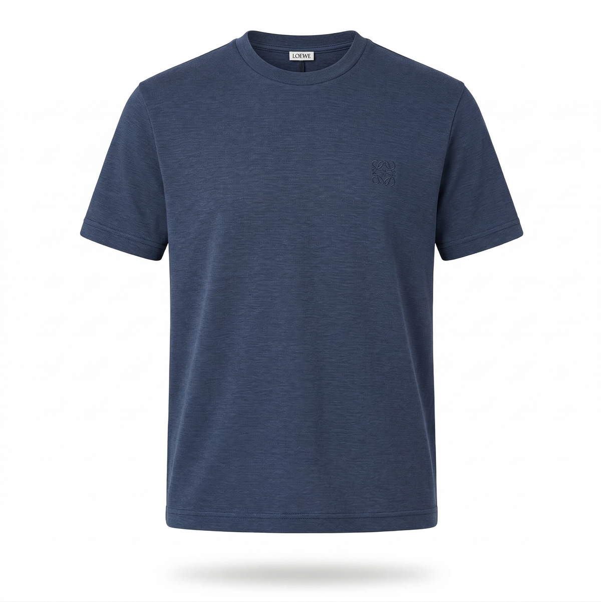 LOEWA T-shirt.