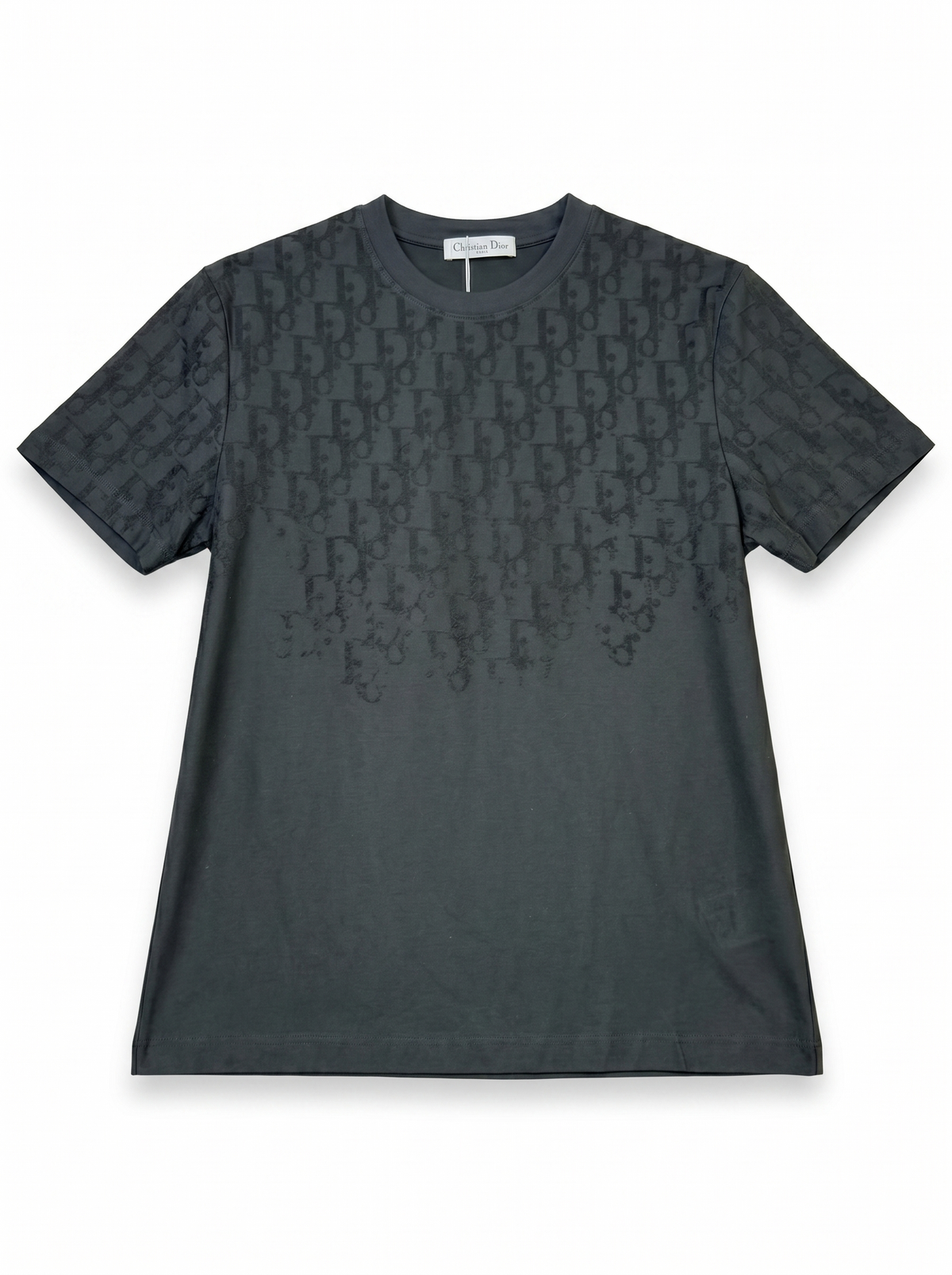 DIOR T-shirt.