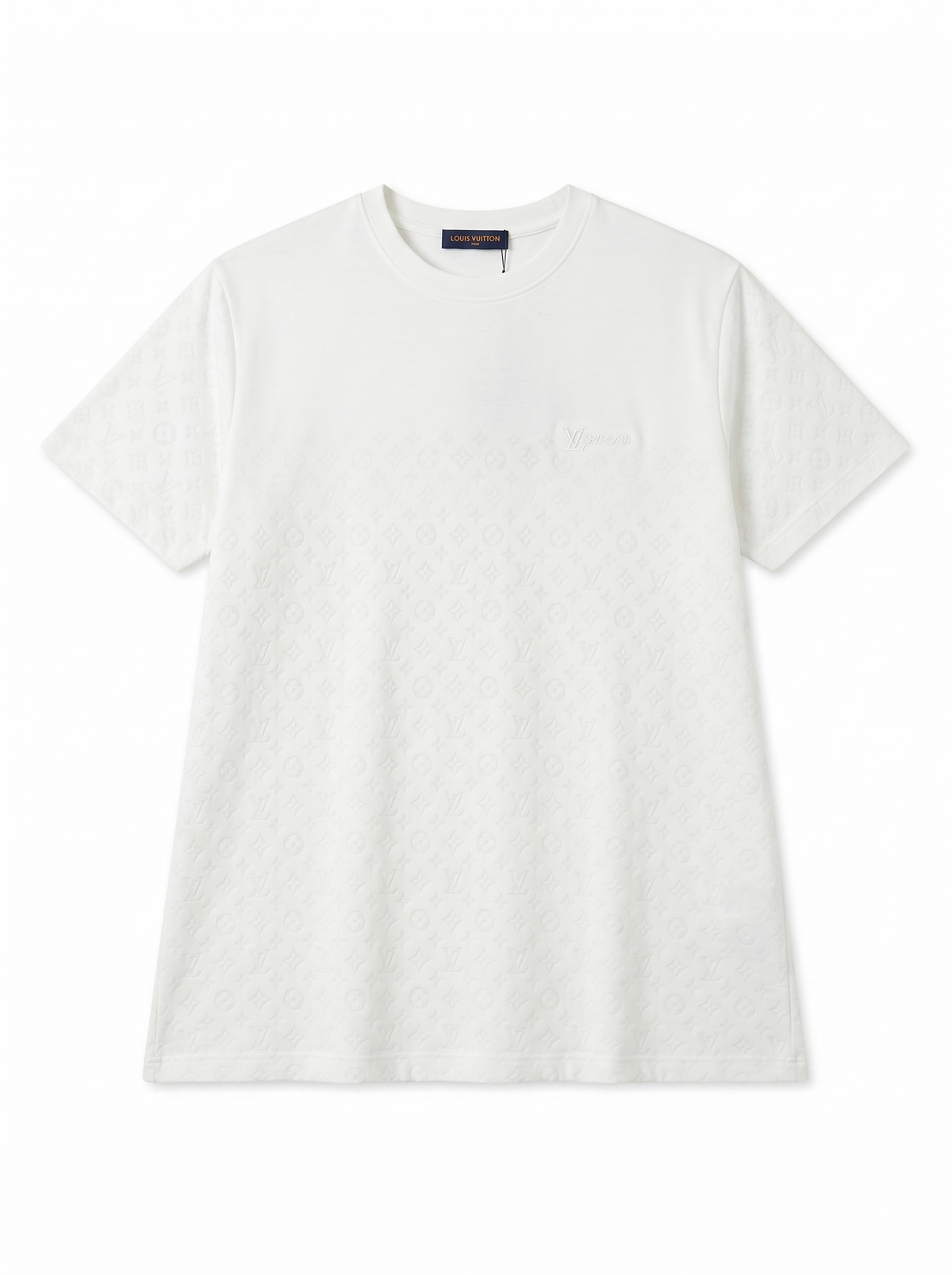 L-ou-i V-toin T-shirt.