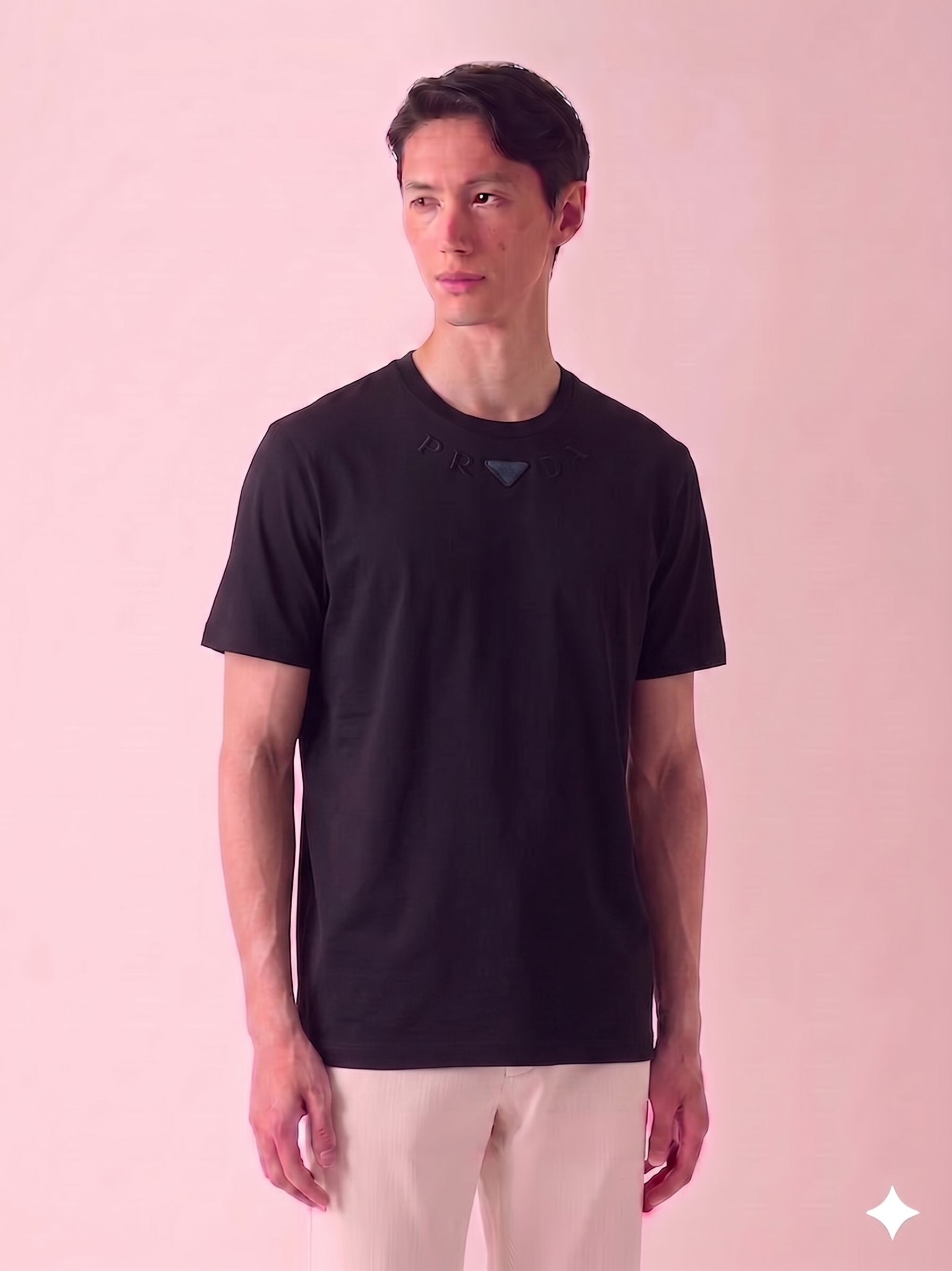 PRADA T-SHIRT.