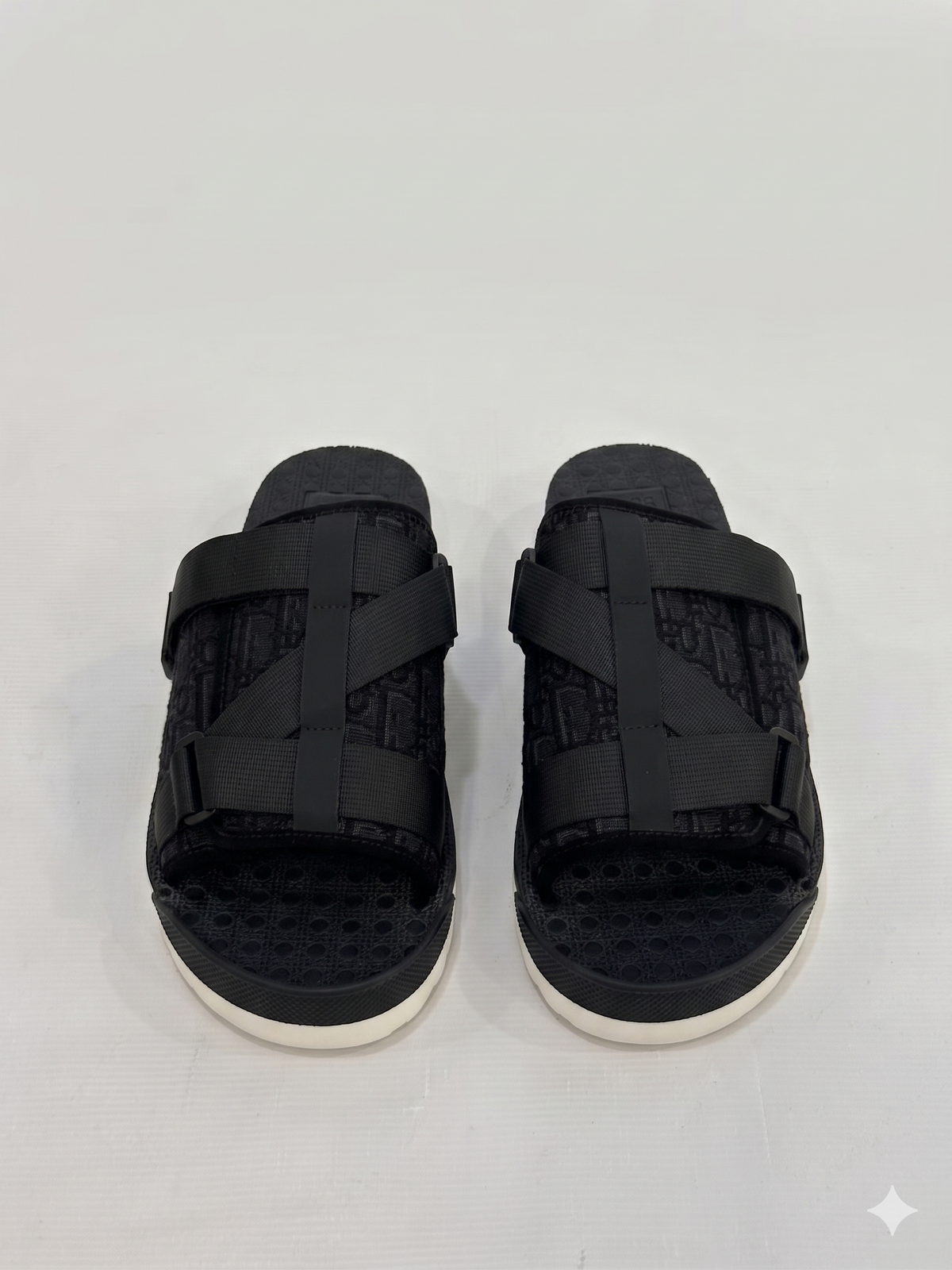 DIOR slipper