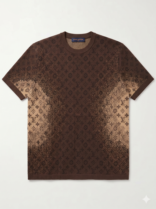 L-o-u-i-s V-u-it-on T-SHIRT.