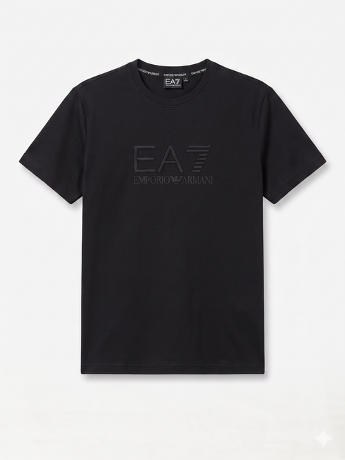 Emporio Armani T-SHIRT.