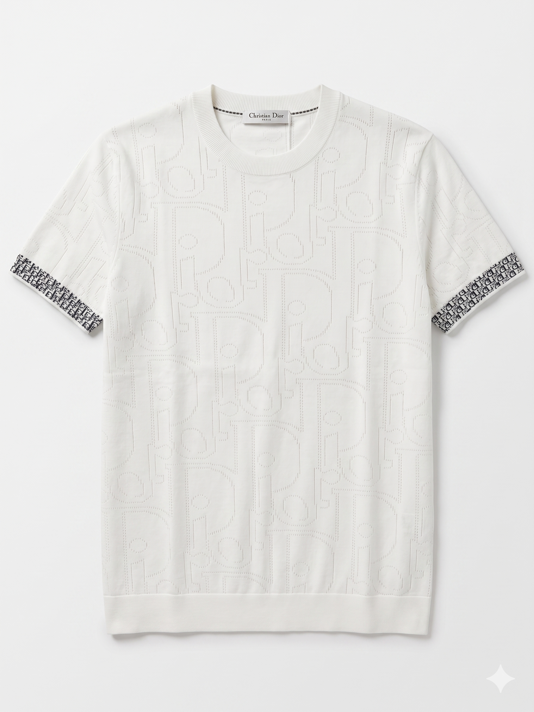 DIOR T-SHIRT.