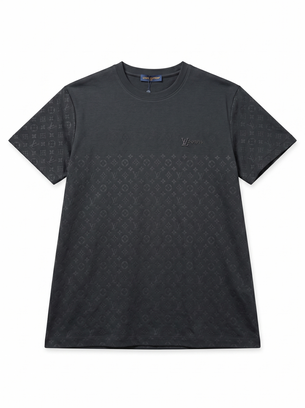 L-ou-i V-toin T-shirt.