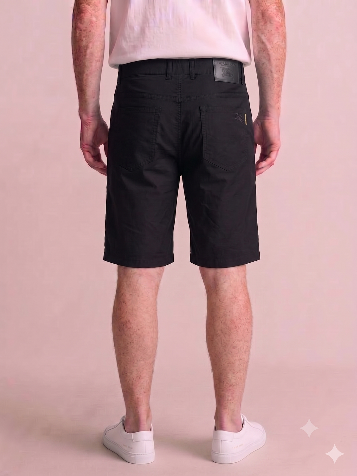 BURBERRY SHORT.