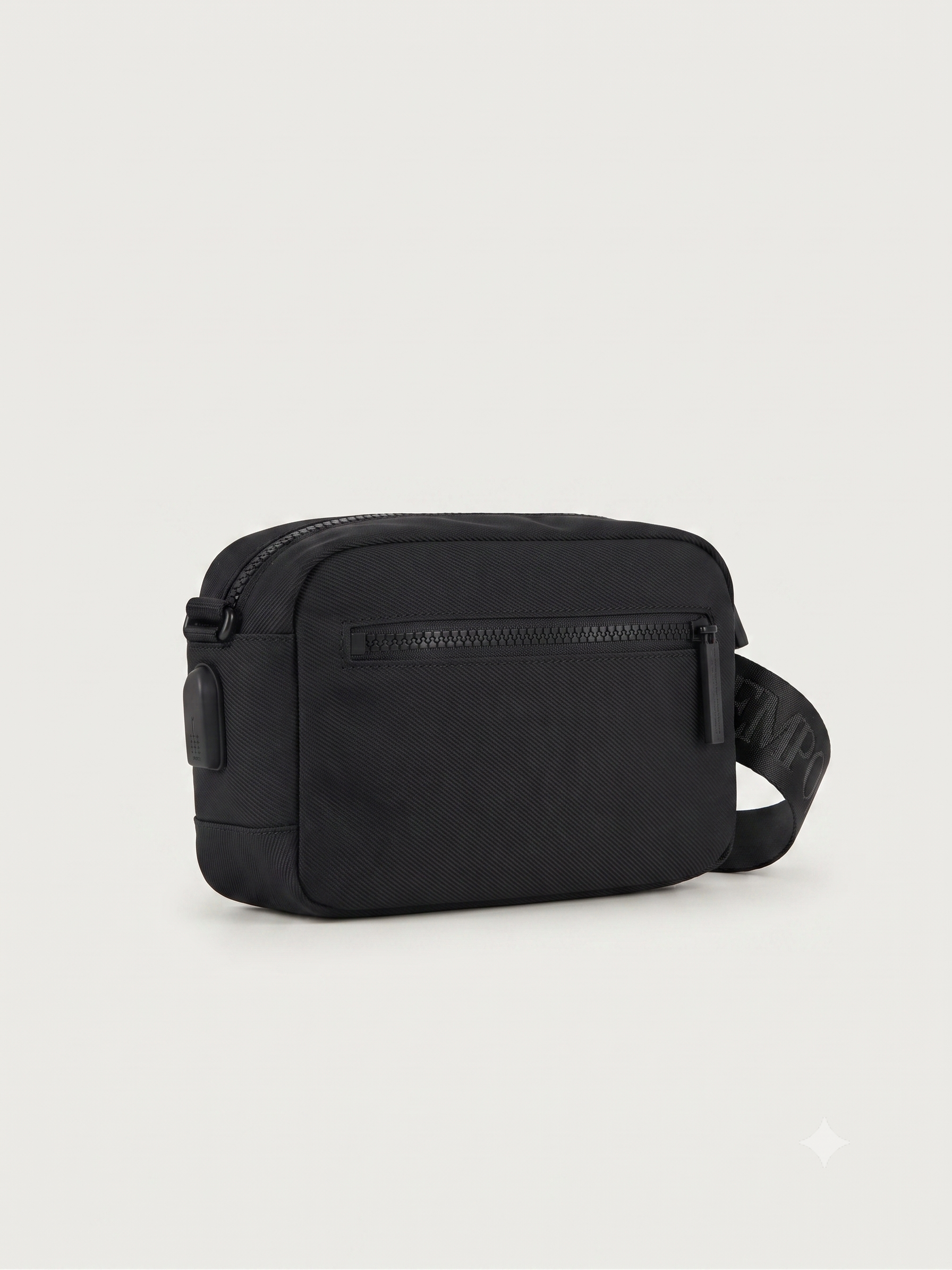 EA7  BAG