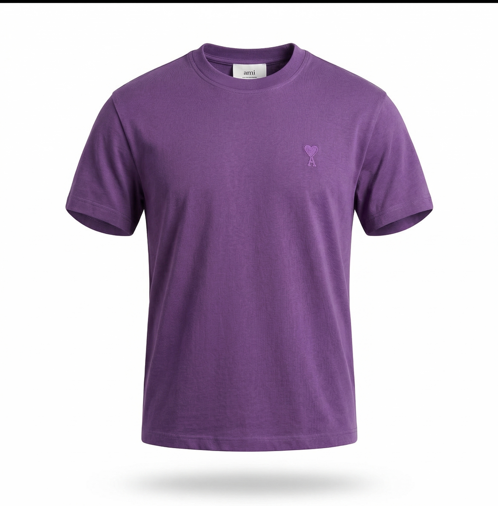 AMI T-shirt.