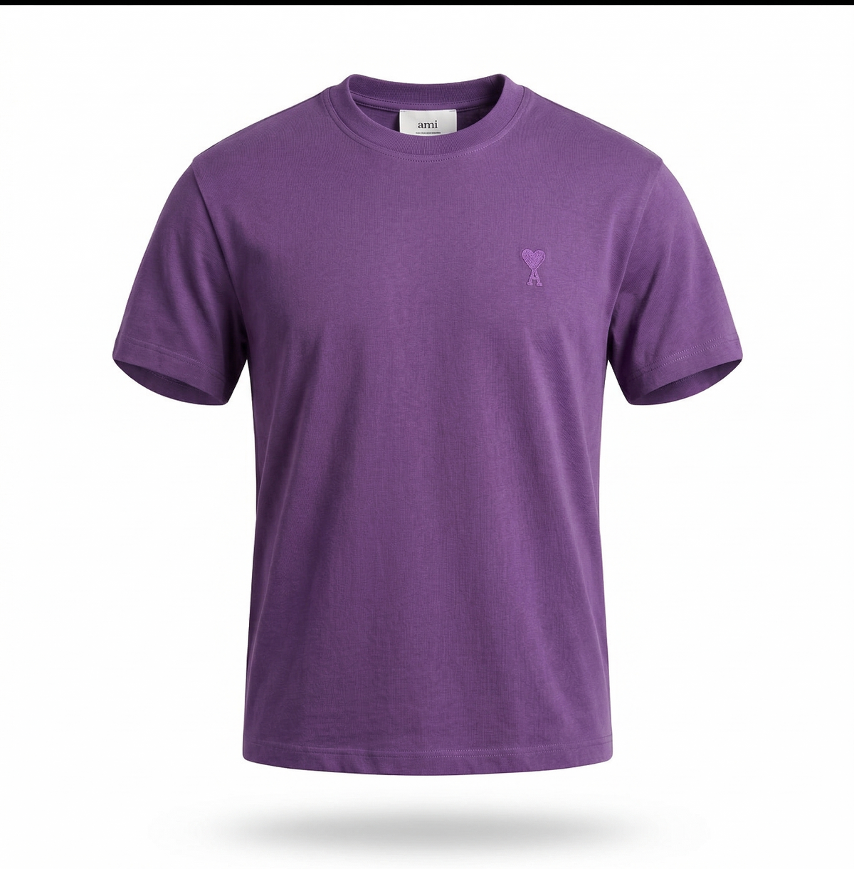 AMI T-shirt.