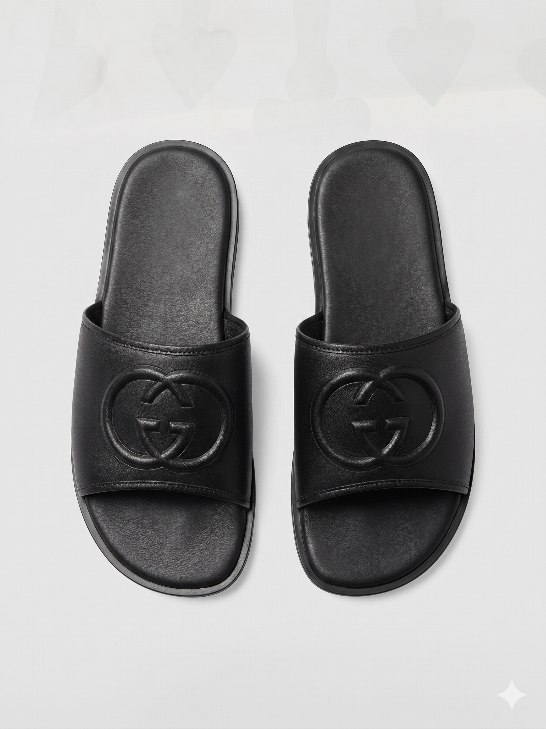 G-U--C-I SLIPPER