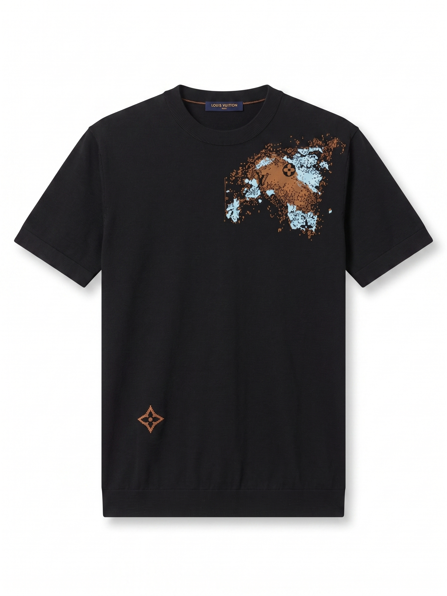L-o-u-i-s V-u-i-t-t-o-n T-SHIRT.