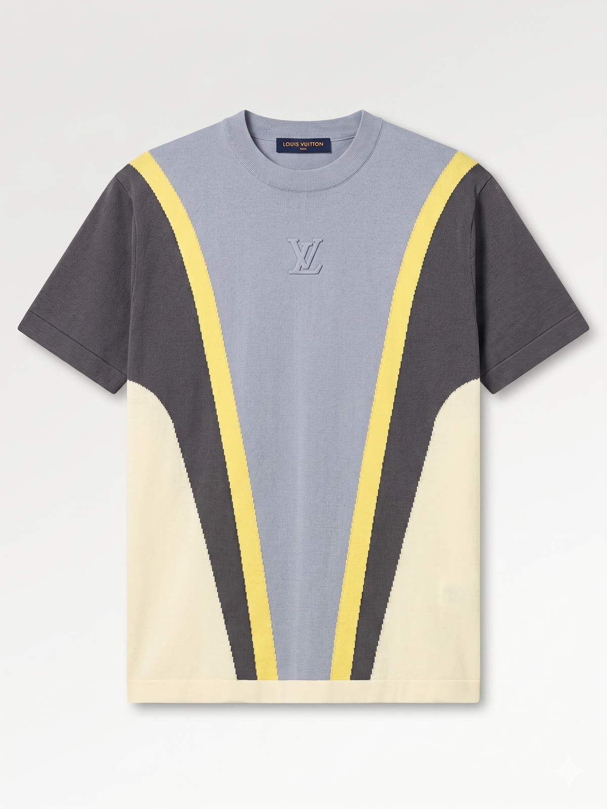 Lo-u-is Vui-to-n T-SHIRT.