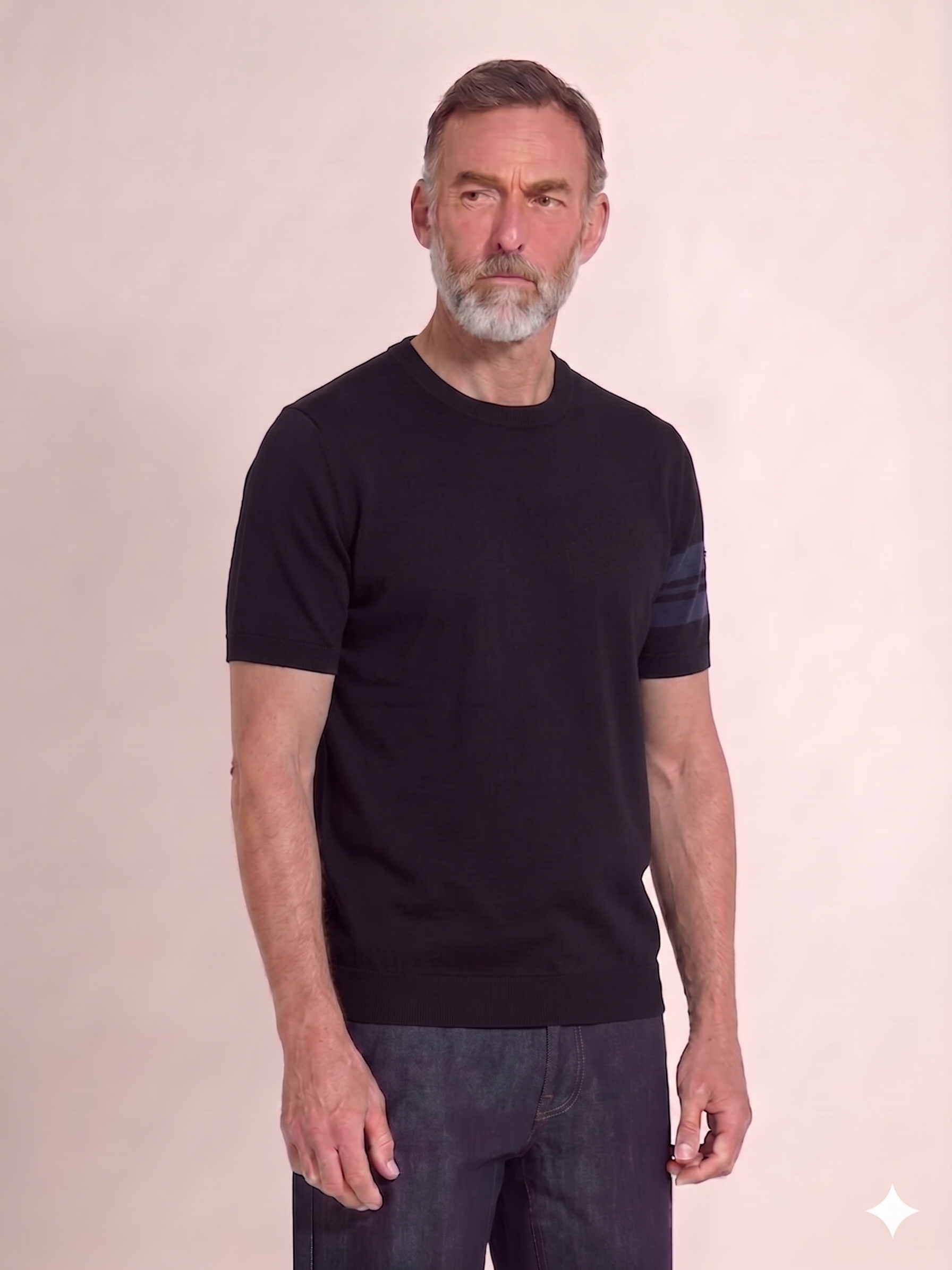 PRADA T-SHIRT