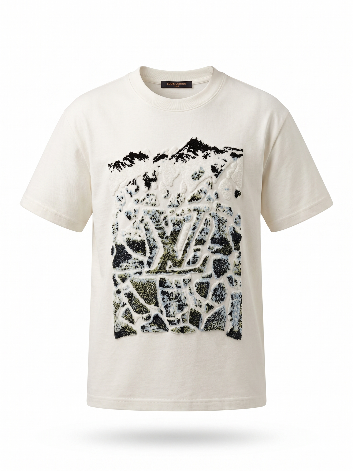Lo-ui-s Vui-to-n  T-SHIRT.