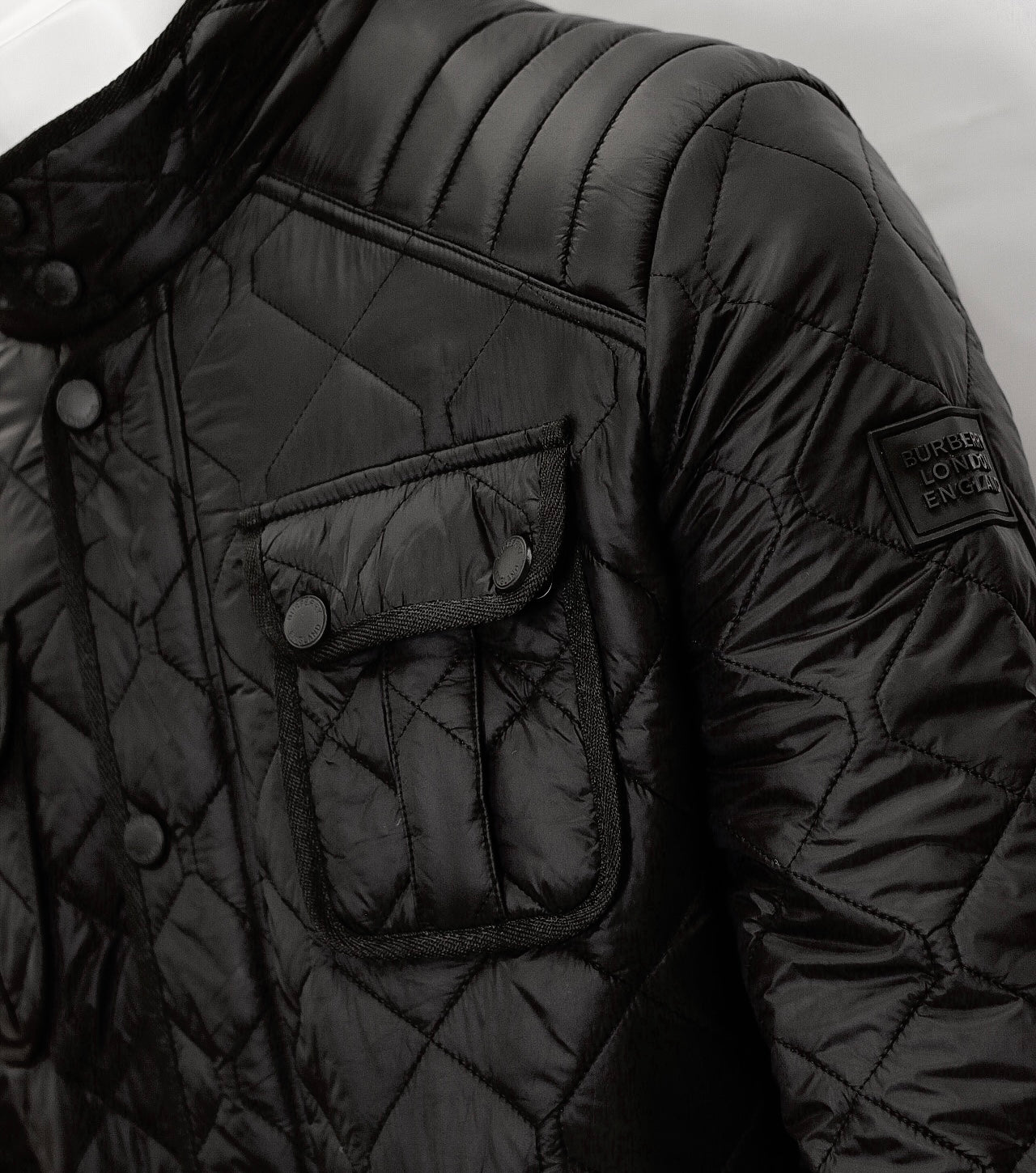 b-u-r-b-e-r-*-y jacket