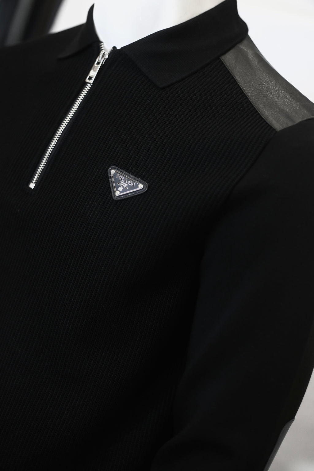 PRADA PULLOVER