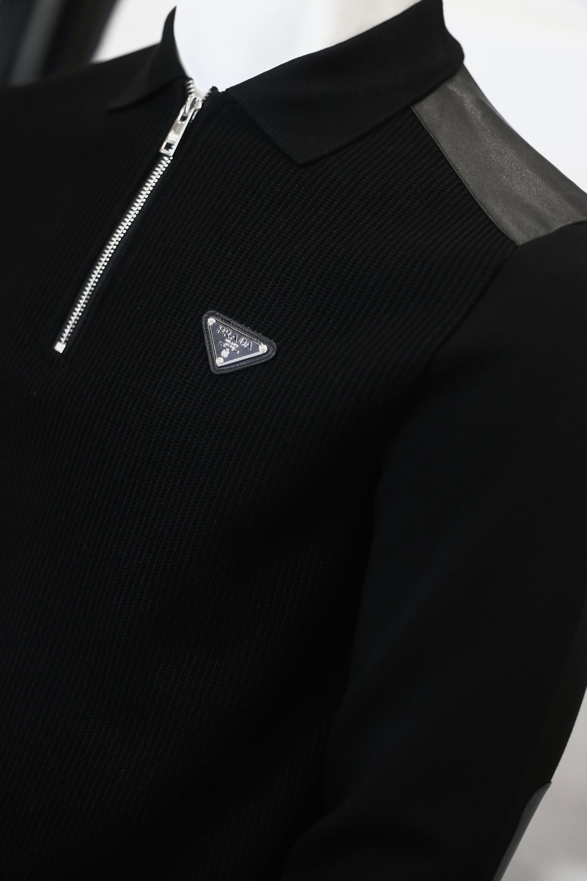 PRADA PULLOVER