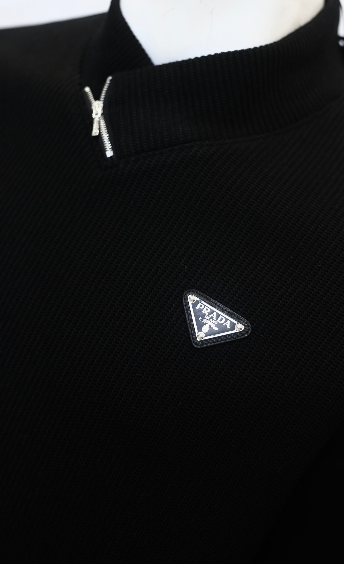 PARDA pullover