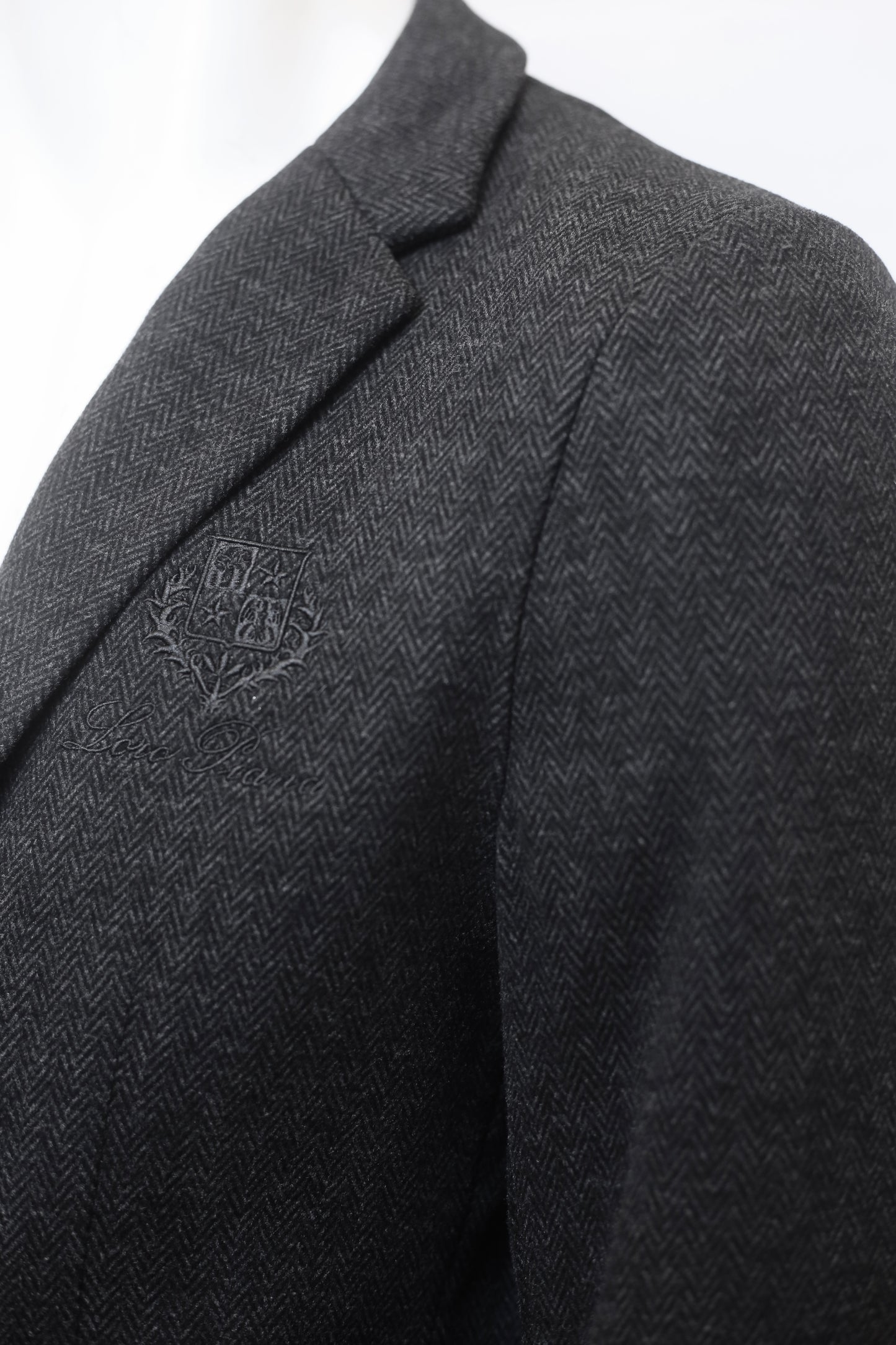 L-o-ra p*iana jacket