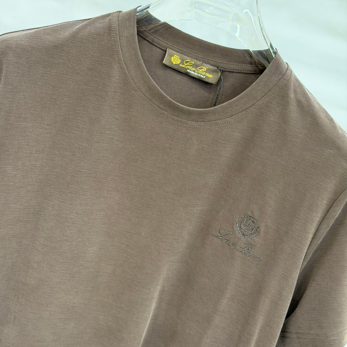 Loro piana T-shirt.