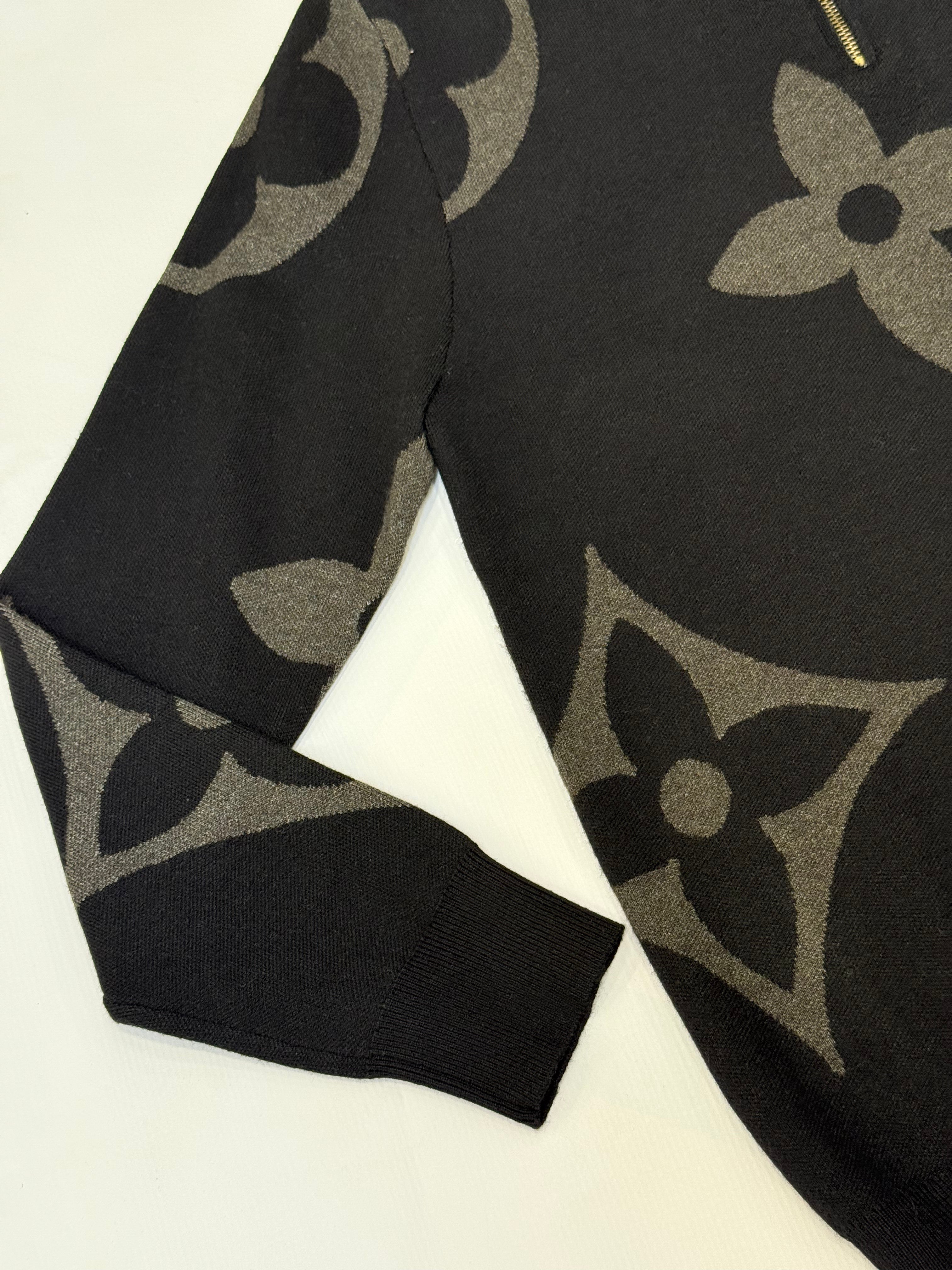 Louis Vuitton Monogram Half-Zip sweatshirt