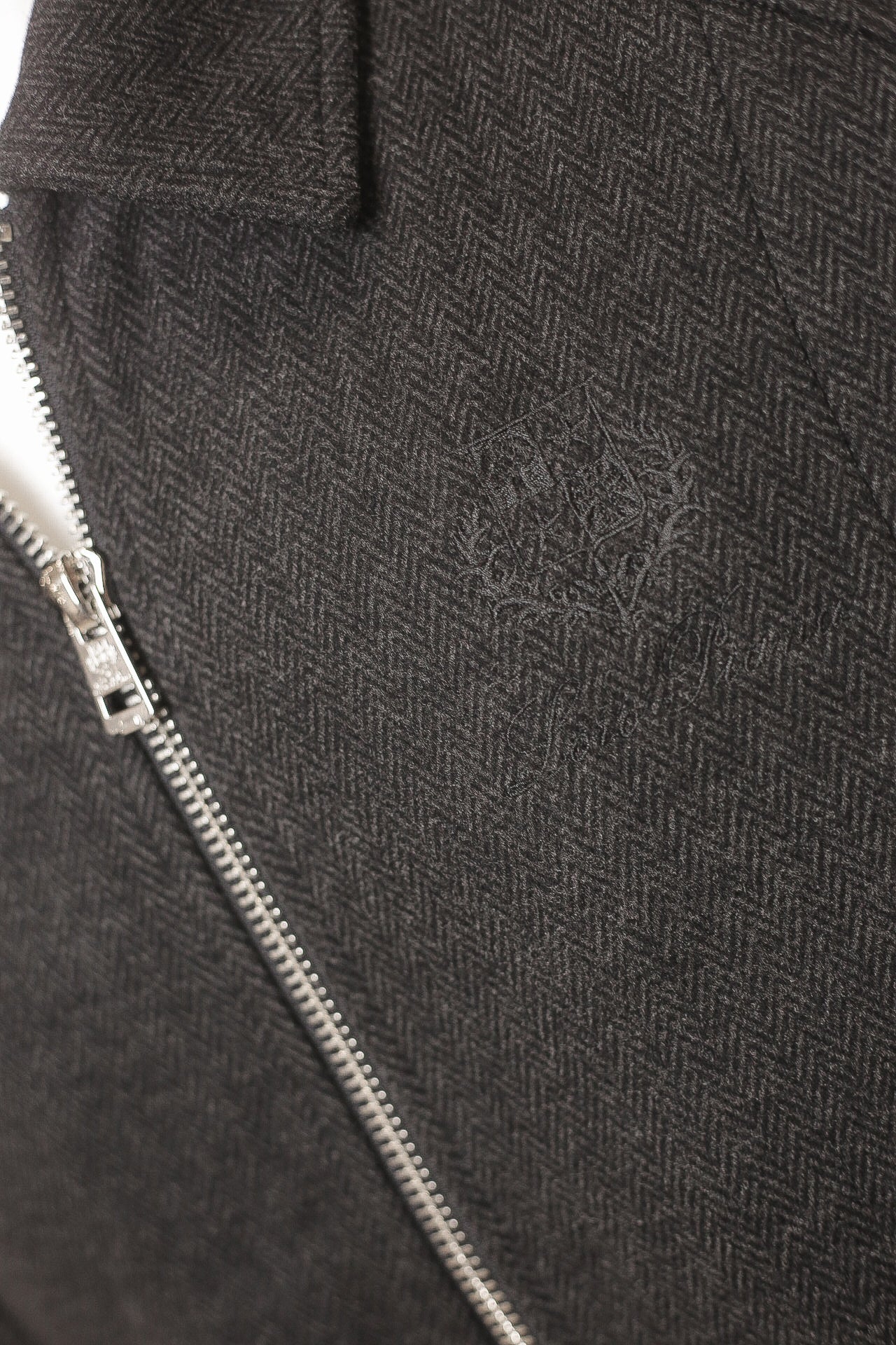 L-o-ra p-i-*-n-a Jacket