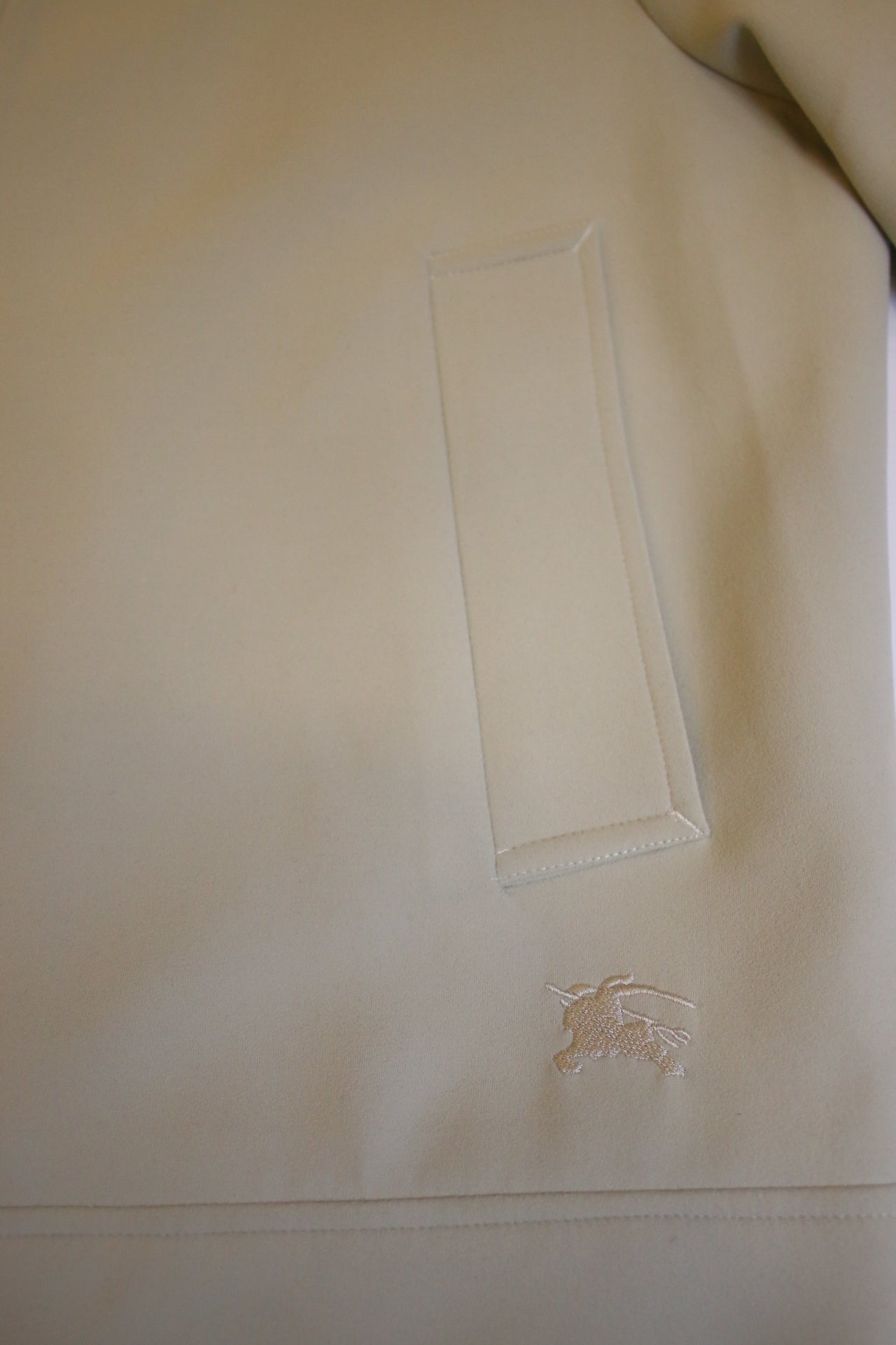 b-u-r-b-e-r-*-y jacket