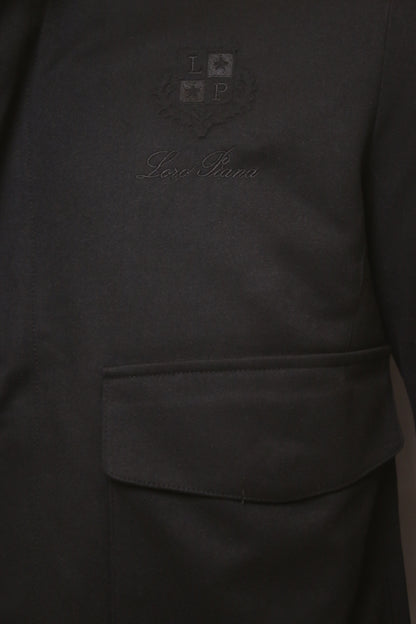 L-o-r-o p-i-*-n-a jacket