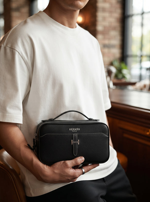 HERMES Hand bag