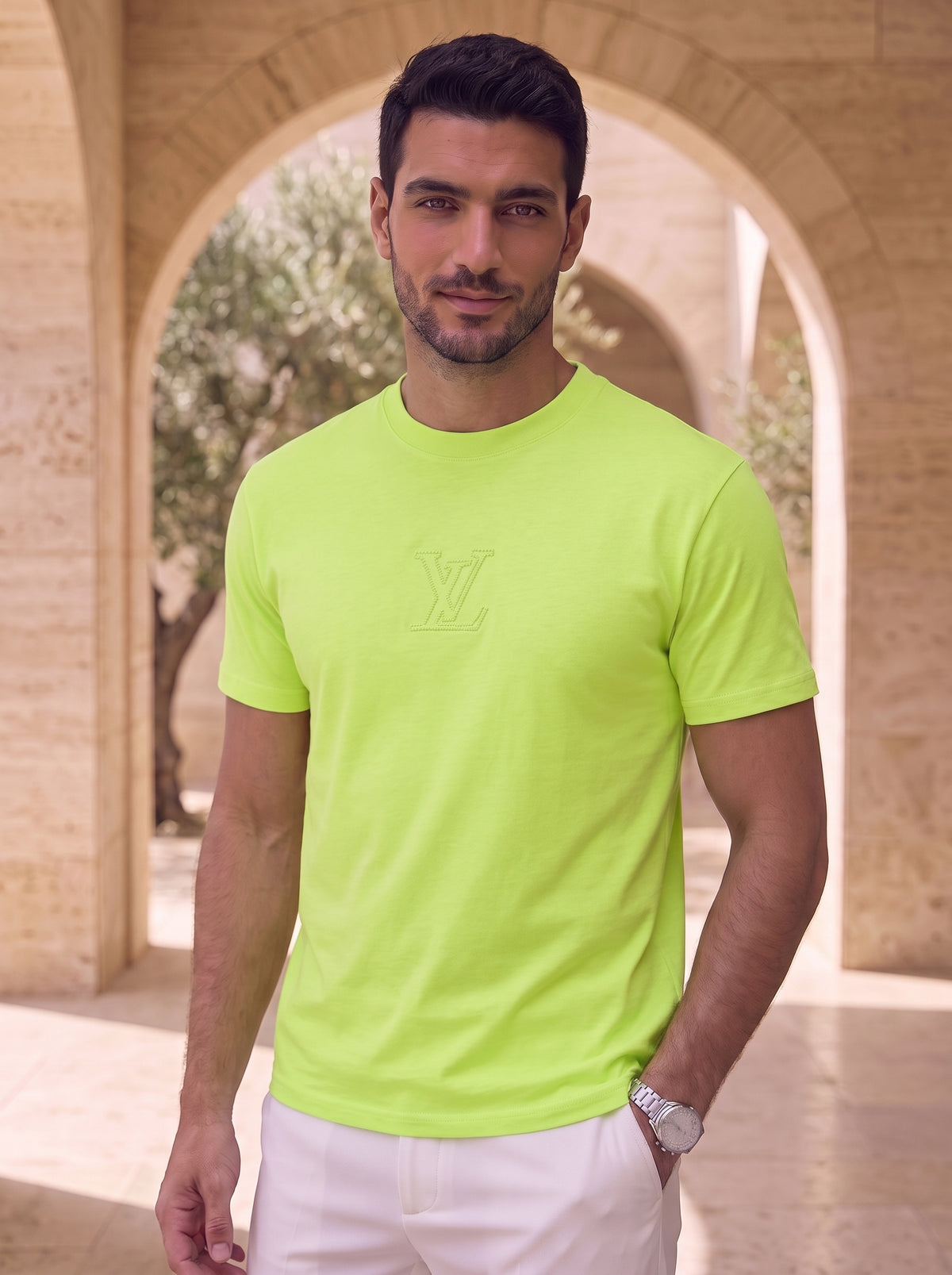 Lo-ui Vu-toi-n T-shirt