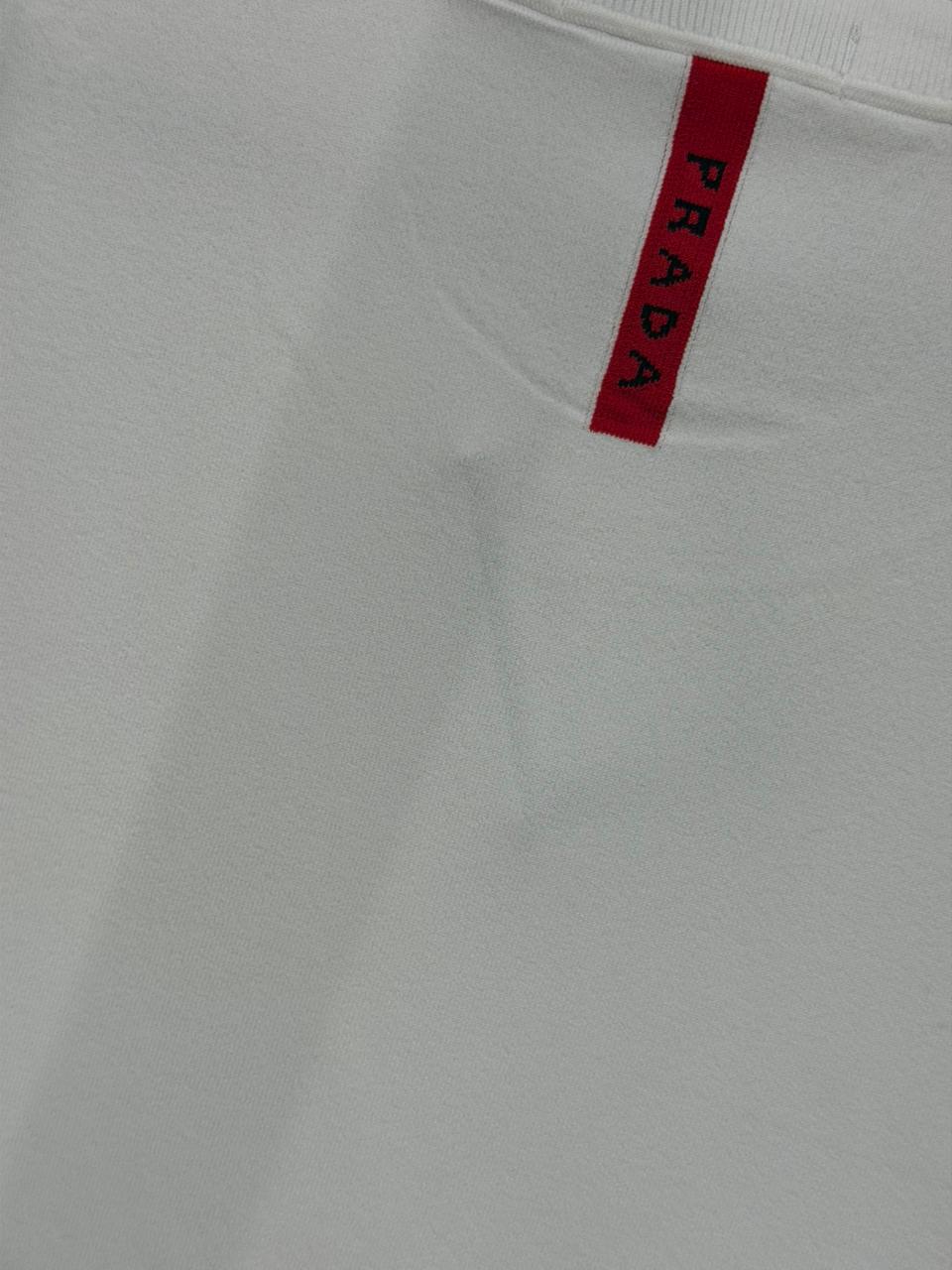 PRADA T-SHIRT.