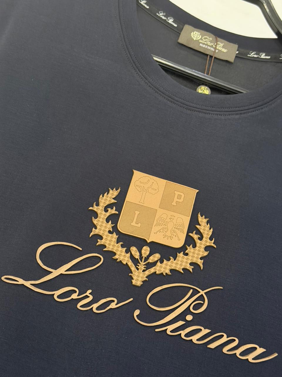 Loro Piana T-SHIRT.