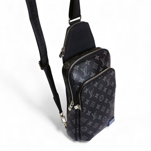 LO-UI-S VI-UTT-ION BAG