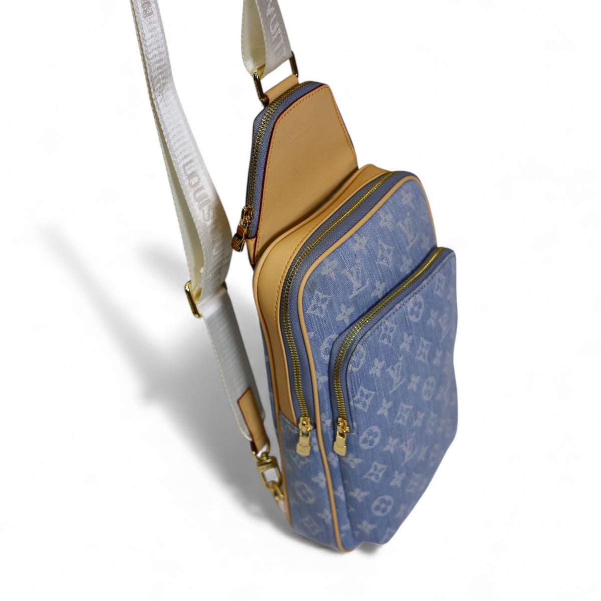 LO-UI-S VIU-TTI-ON  BAG