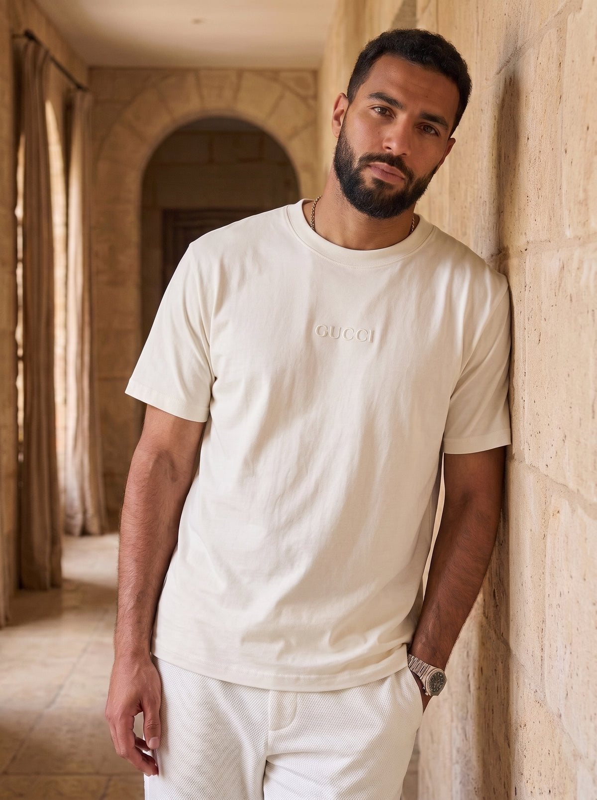 GU-C-I T-SHIRT.