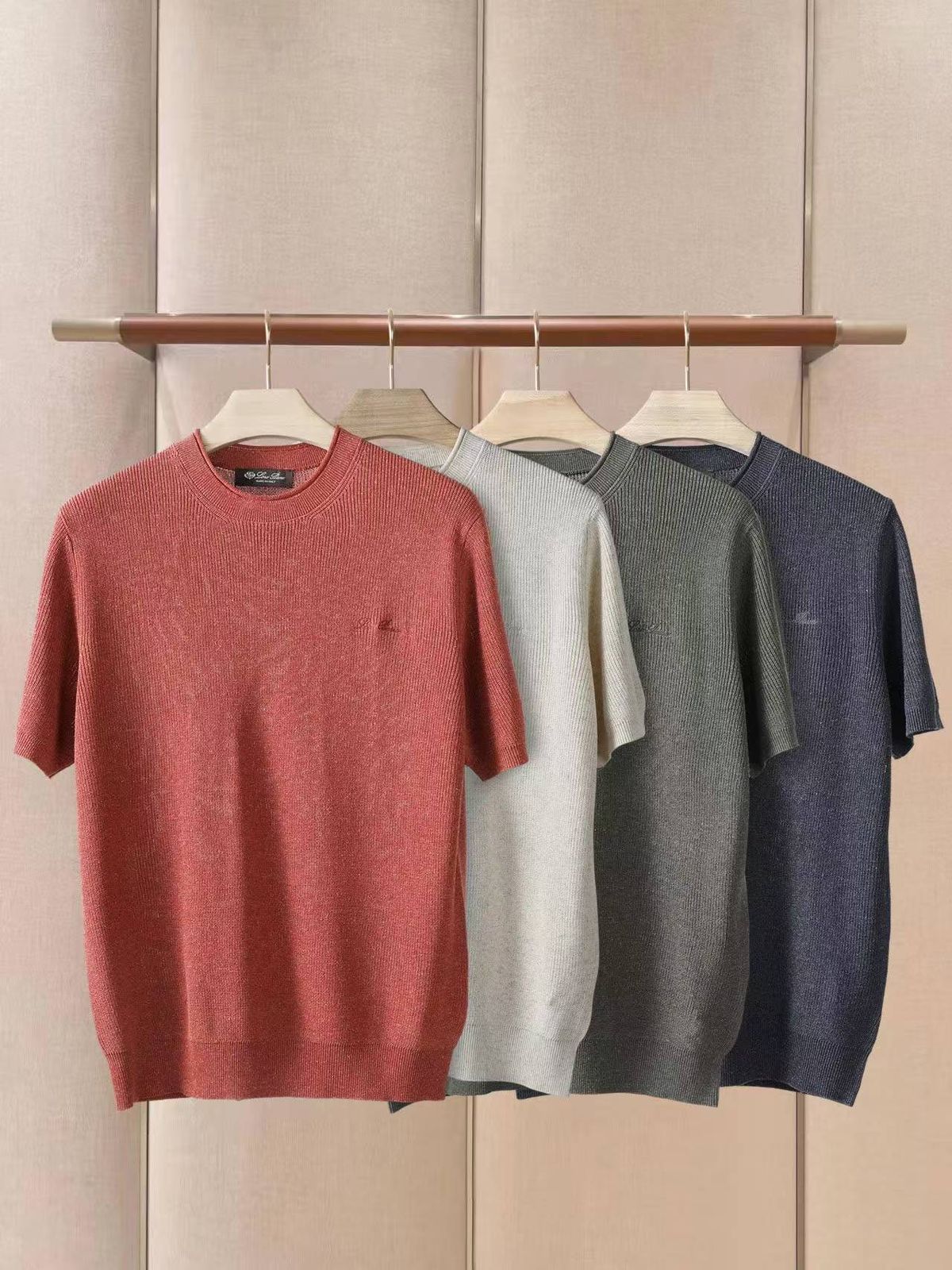 LORO PIANA T-SHIRT.