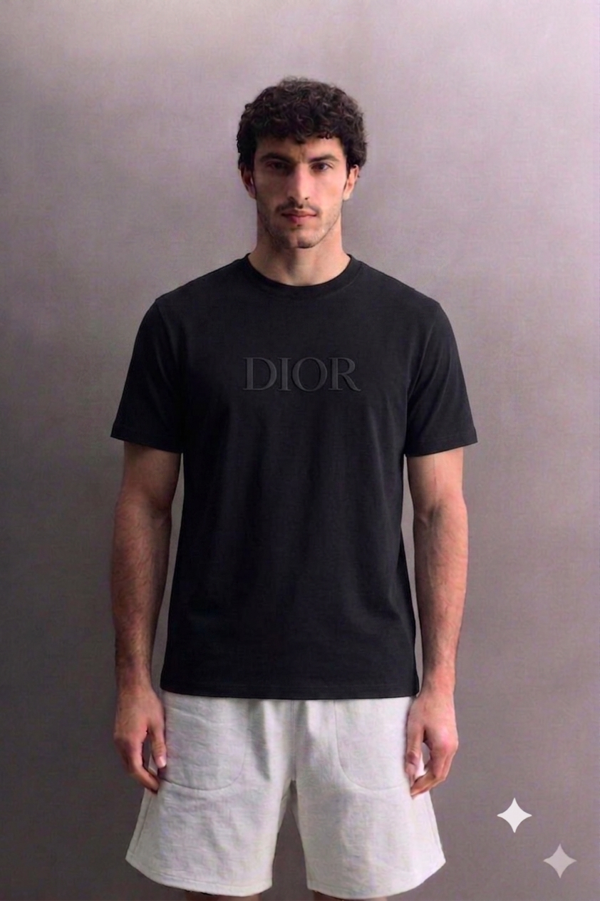 DIOR T-SHIRT.