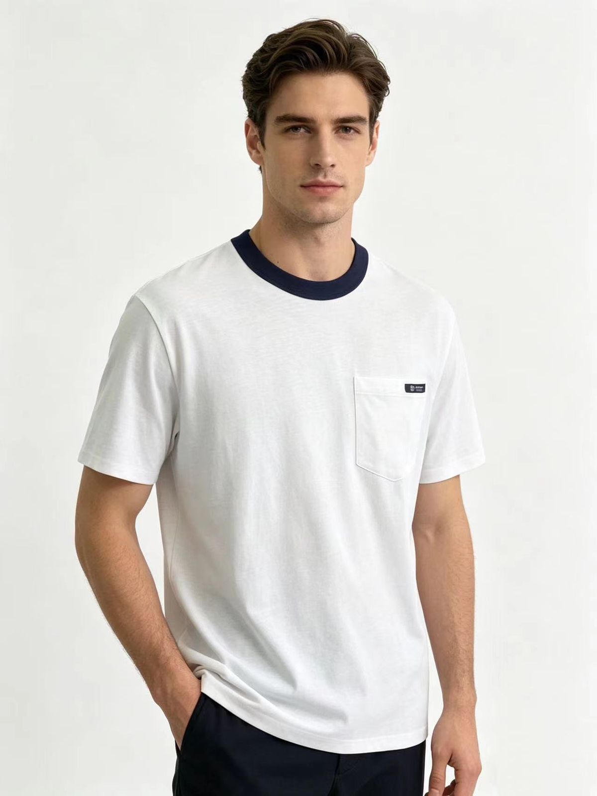 PRADA T-SHIRT.