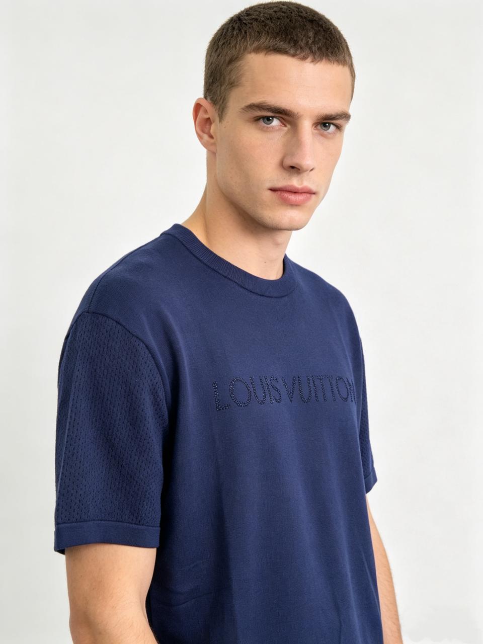 Lo-ui-s VUIT-n T-SHIRT.