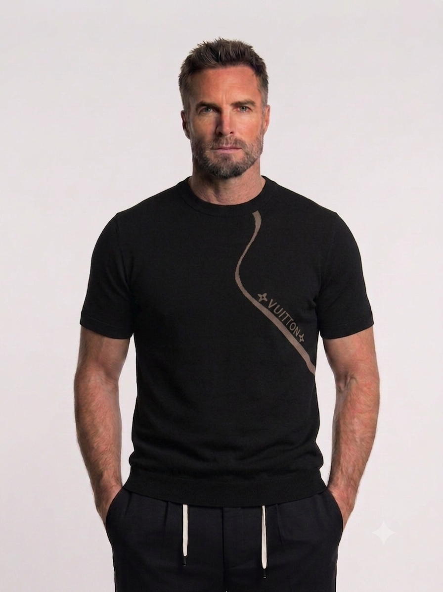 L-o-uis V-u-iton T-SHIRT.