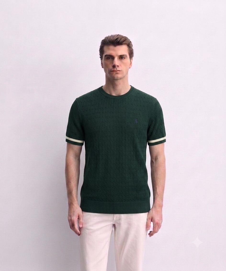POLO T-shirt.