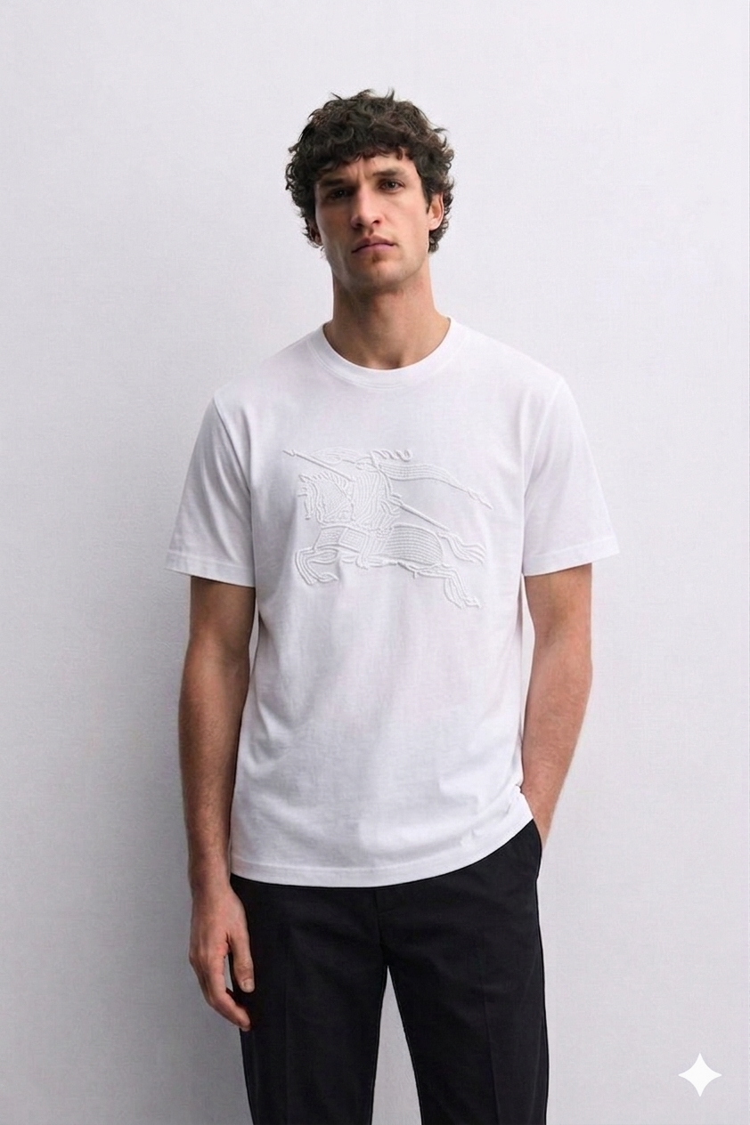 Burberru T-shirt.